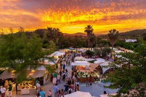 Las Dalias Night Market