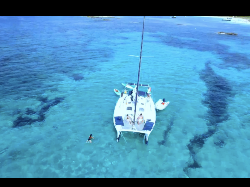 Catamaran Maui (Petrachi 32) bird eye view