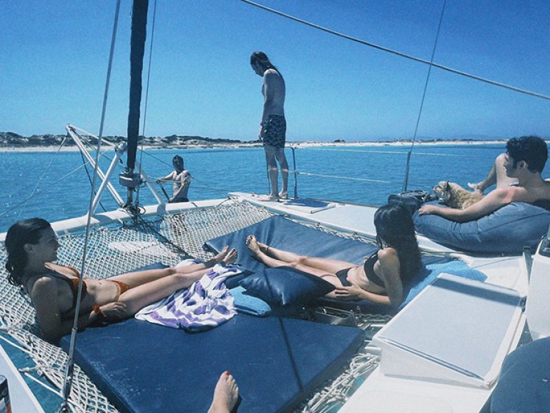 Catamaran Maui (Petrachi 32) Sunbath